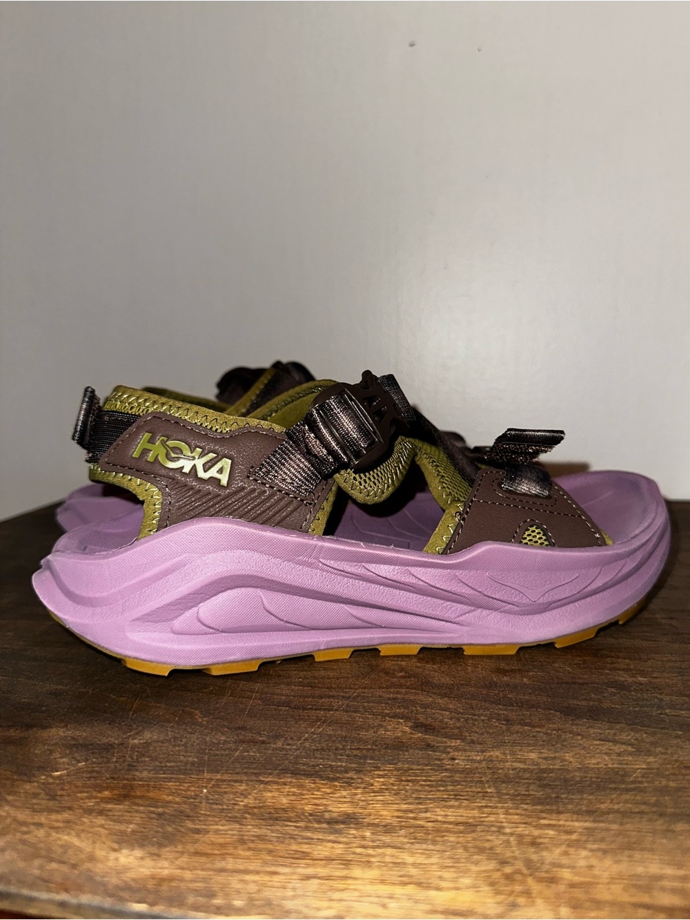 HOKA Infini Hike TC Sandals in Walnut / Plum Jam Size 8.5